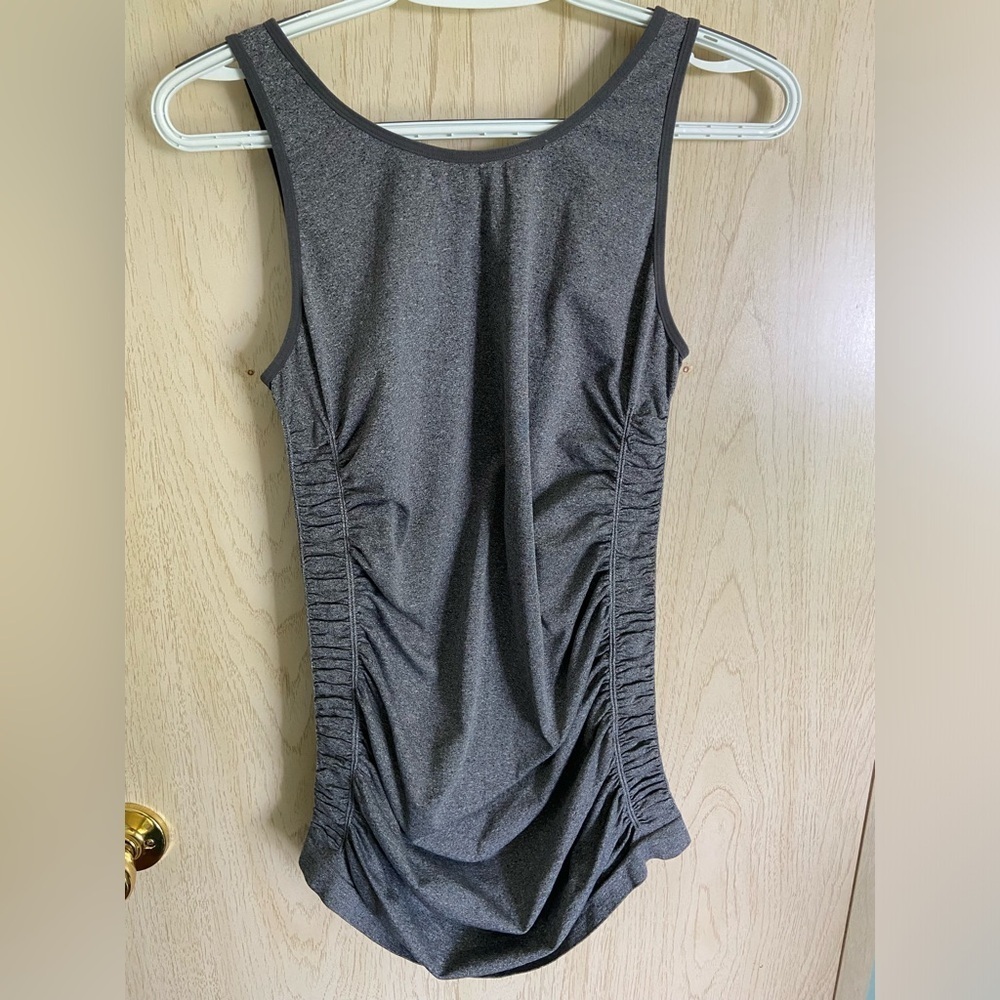 Isabel Maternity Rouched Stretch Tank Top M/L Grey Knit - Picture 5 of 7